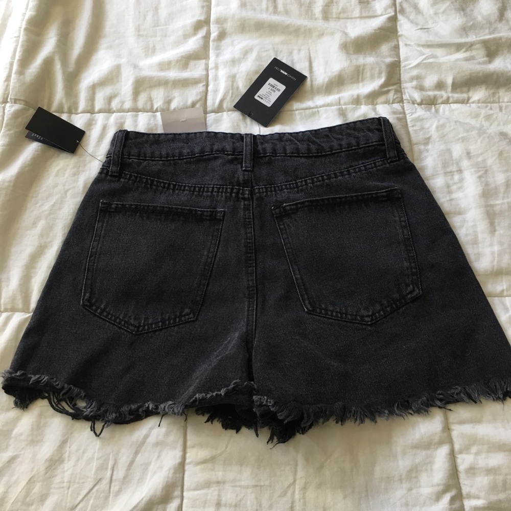 Fashion Nova good days ripped jean short sz 7/Med - Picture 13 of 15